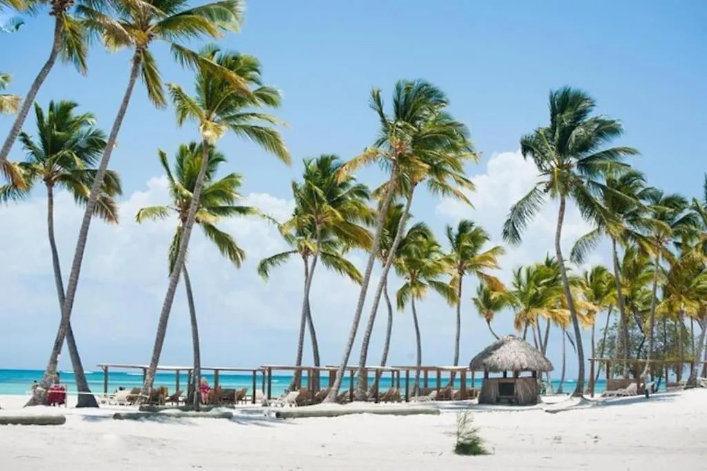 Sunset View, Walk To Pool, Hot Tub, Dining, Shops Apartment Punta Cana