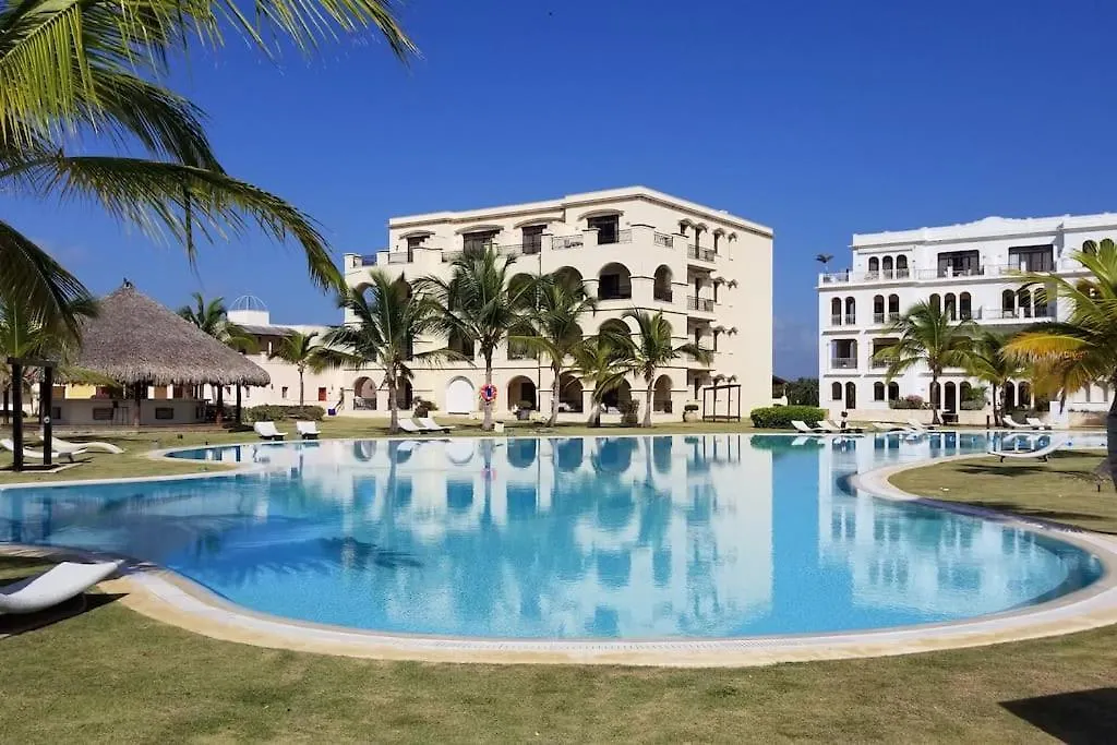 Sunset View, Walk To Pool, Hot Tub, Dining, Shops Apartment Punta Cana Dominican Republic